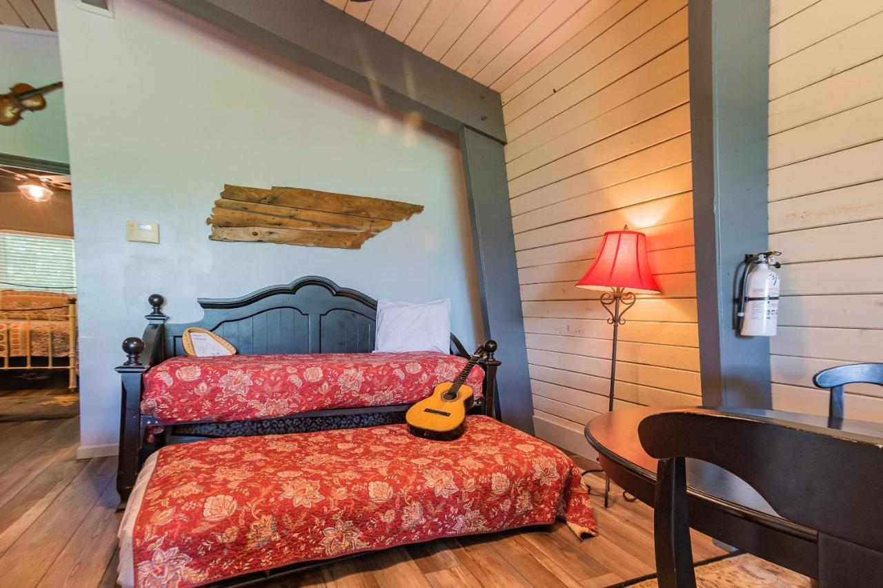 Hummingbird Villa Gatlinburg Eksteriør bilde